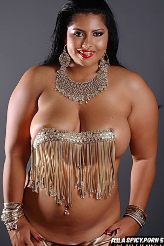 age above years, busty, hourglass body, silver and gold jewellery