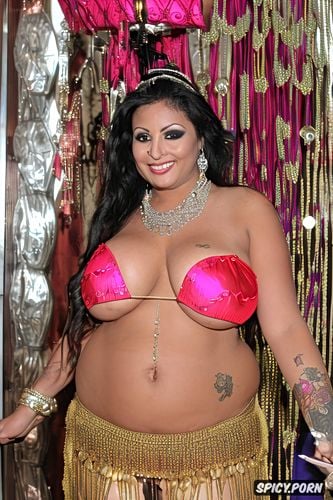gorgeous1 95 arabian bellydancer, full view, huge1 35 natural tits