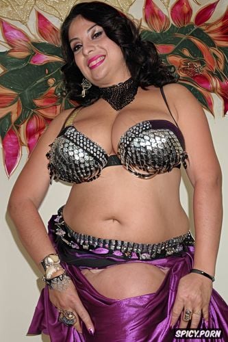 gorgeous1 45 model, huge1 15 hanging tits, beautiful costume